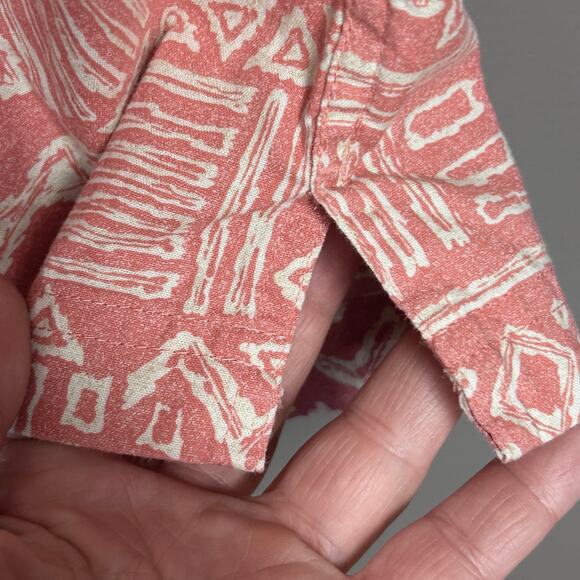 L.L. Bean shirt men's Large button down short sleeve Tropics camp Dad batik - Picture 5 of 9